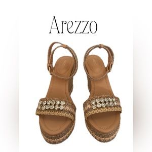 SB15 Arezzo Isabelli Multineutral Platform, Sandal Wedge Size 10